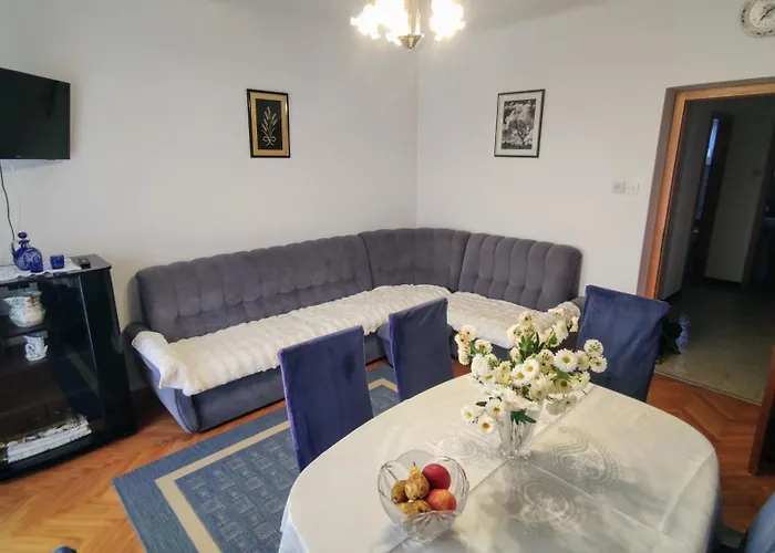 Adriahouse Apartman Punat